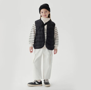 Custom Kids Casual Lightweight Down Vest Manufacturer | Ginwen