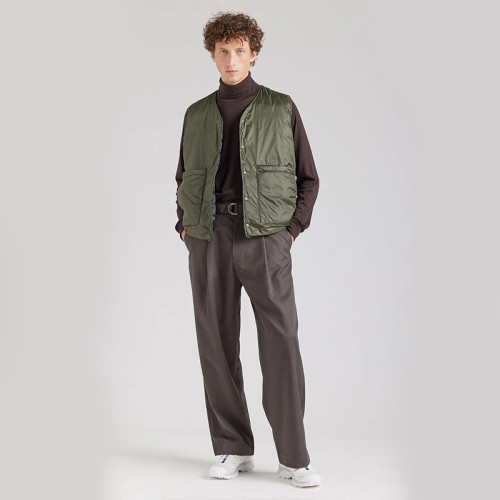 Custom Men's Lightweight V Neck Down Vest Manufacturer | Ginwen