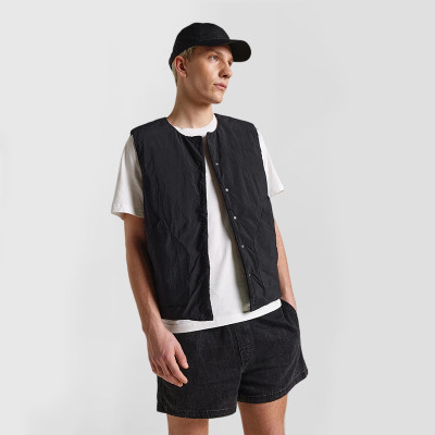 Custom Men's Round Neck Down Vest Manufacturer | Ginwen