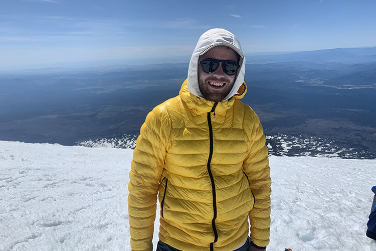 Down jacket manufacturers