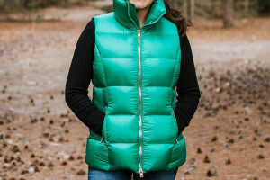 Производитель стеганых жилетов под собственной торговой маркой: создайте свой бренд с помощью нашей фабрики