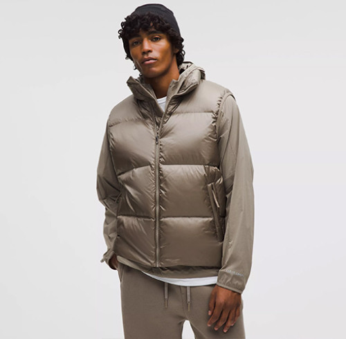 2025 Fashion Trend Forecast: Bold Quilting & Matte Textures Dominate the Down Jacket Market