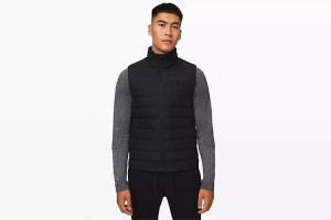 Пуховые жилеты оптом по индивидуальному заказу: услуги OEM и частных торговых марок