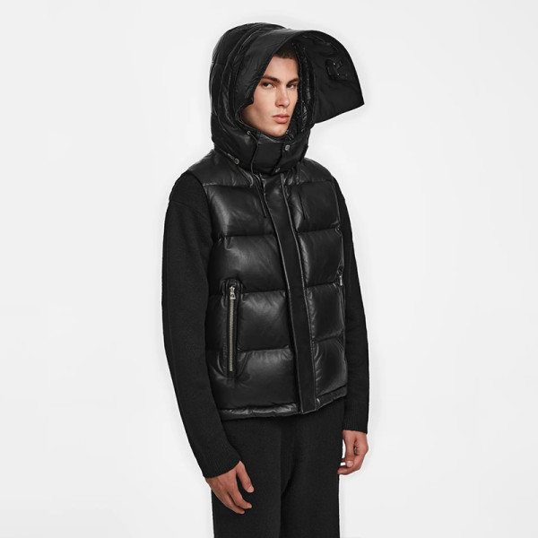 Custom Men’s Black Waterproof Hooded Puffer Vest Manufacturers | Ginwen