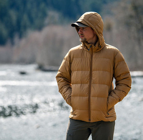 2025 Fashion Trend Insight: Oversized & Technical Down Jackets Dominate Winter Style