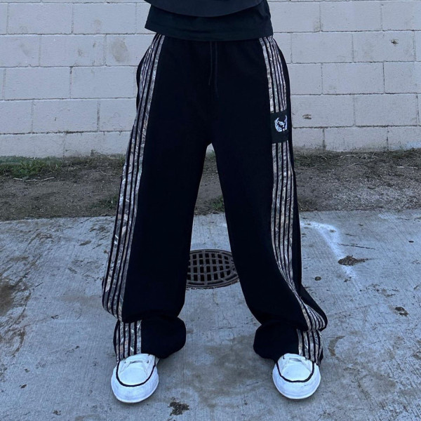 Custom Clothing Manufacturers Camouflage stripes Embroidered logo Pants