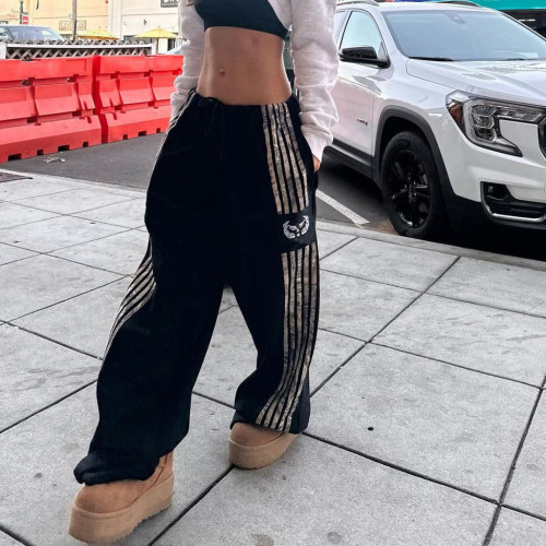 Custom Clothing Manufacturers Camouflage stripes Embroidered logo Pants