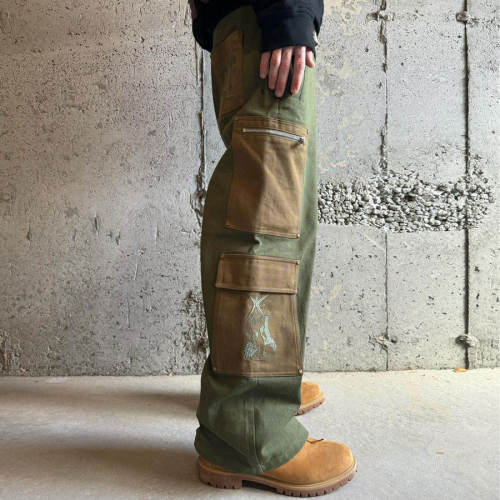 Custom Clothing Manufacturers Colored belts Embroidered cargo pants