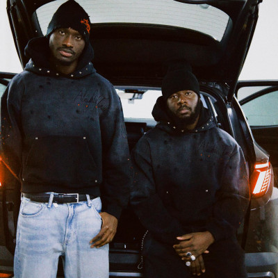 Custom Clothing Manufacturer Embroidery Acid Wash Rivet Distress Hoodies