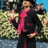 Fashion Trends | Chanel Breaks the Mold! Tweed Becomes Lighter, Shirts Adorned with Chains Are Stunning