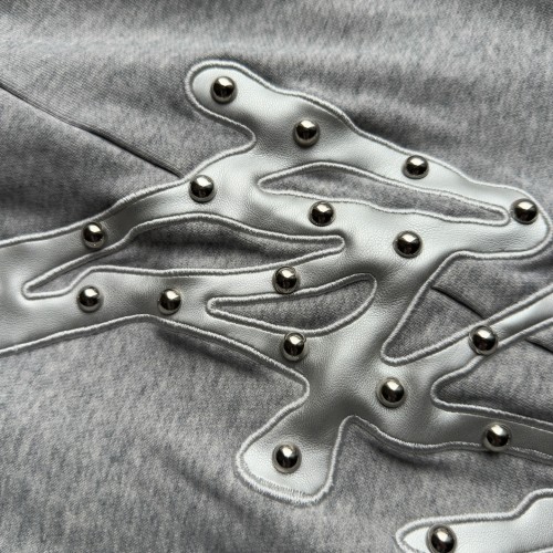 Custom Clothing Manufacturer Appliqué Embroidery Patterns Rivets Pant