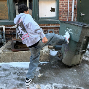 Custom Clothing Manufacturer Screen Printing Distressed Hoodies