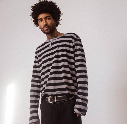 Custom Clothing Manufacturer Cotton Stripes Distressed T-Shirt