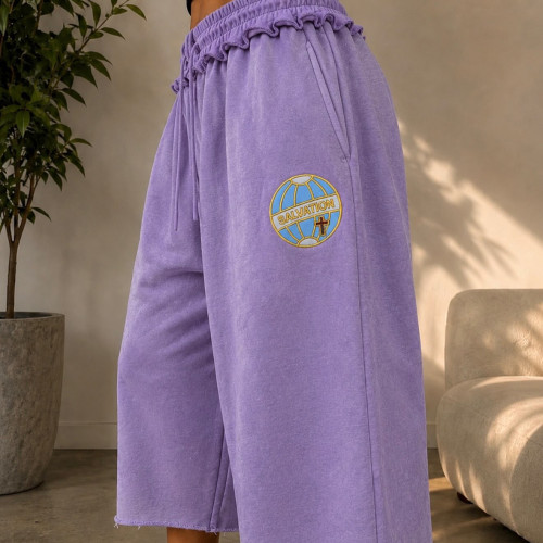 Custom Clothing Manufacturer Acid-washed Embroidered Capri Pants