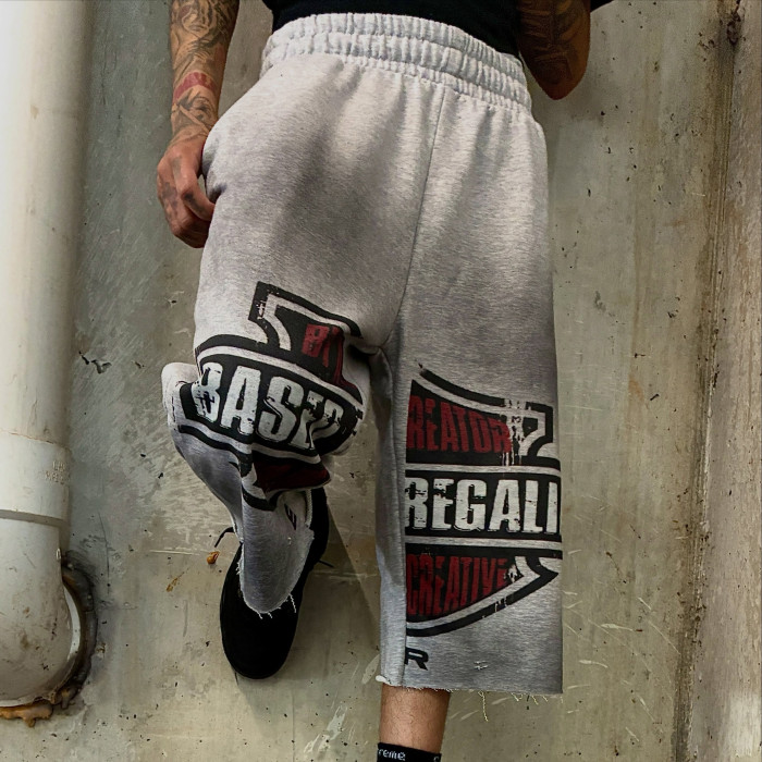 Custom Clothing Manufacturers Distressed Embroidered Logo capri Pants.