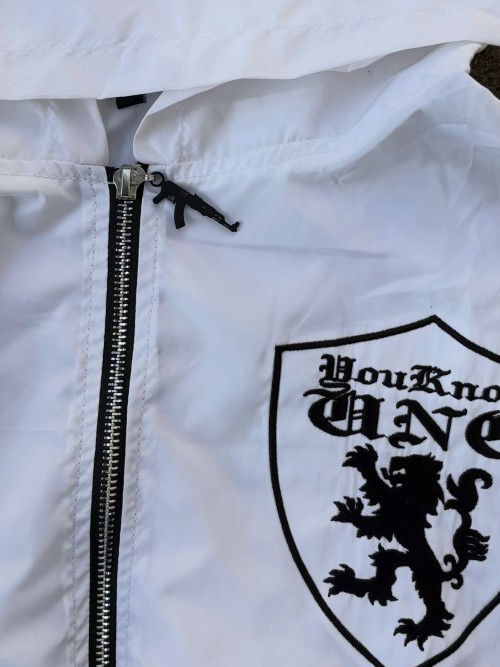 Custom Clothing Manufacturers Embroidered Badge Short Hooded Nylon Suit.