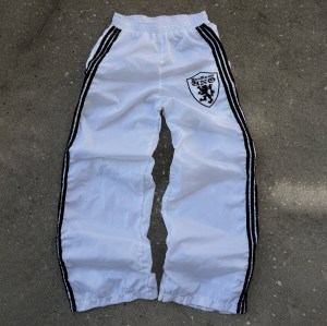 Custom  Clothing Manufacturers Embroidered Badge Short Hooded Nylon Suit.