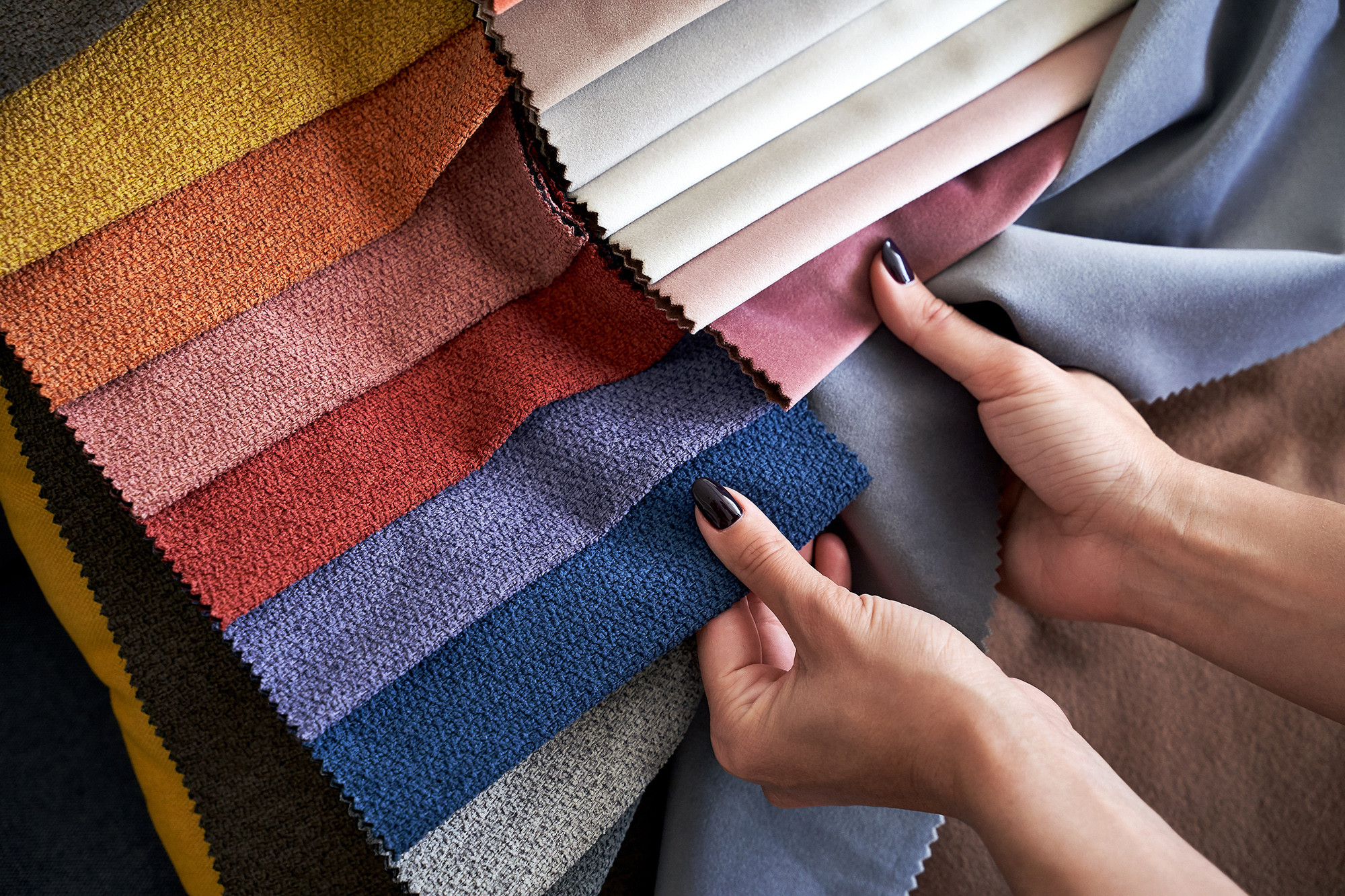 A Comprehensive Analysis of Commonly Used Fabrics in Streetwear: One Article is All You Need to Know for Brands Choosing Fabrics