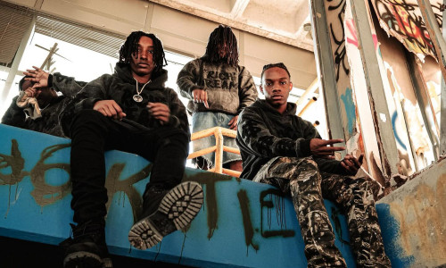 Fashion Industry News | Two Major Trends in Streetwear: Collaborations Moving Towards Deeper Integration of Craftsmanship, Small-Batch Rapid Production Becoming Standard