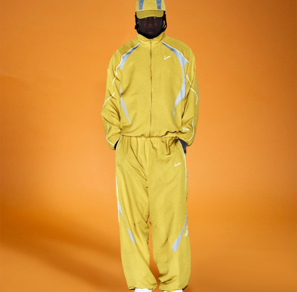 Custom Nylon Tracksuits | Waterproof Windproof Sweatsuits |  Windbreaker Tracksuit for Men's
