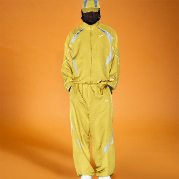 Custom Nylon Tracksuits | Waterproof Windproof Sweatsuits |  Windbreaker Tracksuit for Men's