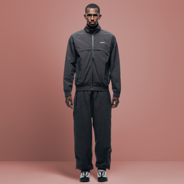 Custom Breathable Tracksuit | Nylon Polyester Windbreaker Sweatsuit | Two-Piece Streetwear