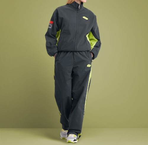 Custom Men's Windproof Two-Piece Tracksuit | Polyester Nylon Baggy Jogging Suit Windbreaker