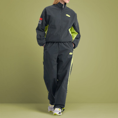 Custom Men's Windproof Two-Piece Tracksuit | Polyester Nylon Baggy Jogging Suit Windbreaker