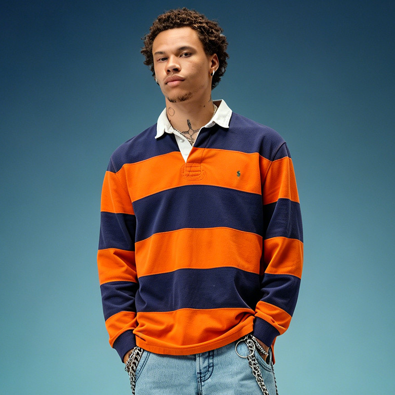 Long-sleeved T-shirt