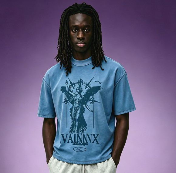 Custom DTG Print Graphic T shirt | Custom T-shirt Manufacturer | Crop Fit Heavyweight T-shirt