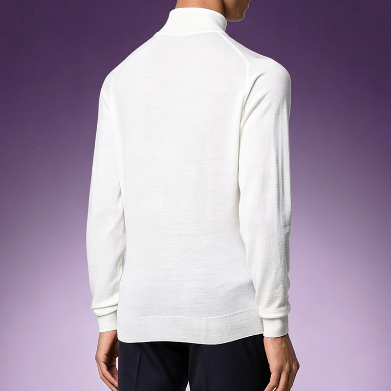 Lightweight Slim Fit T-shirt