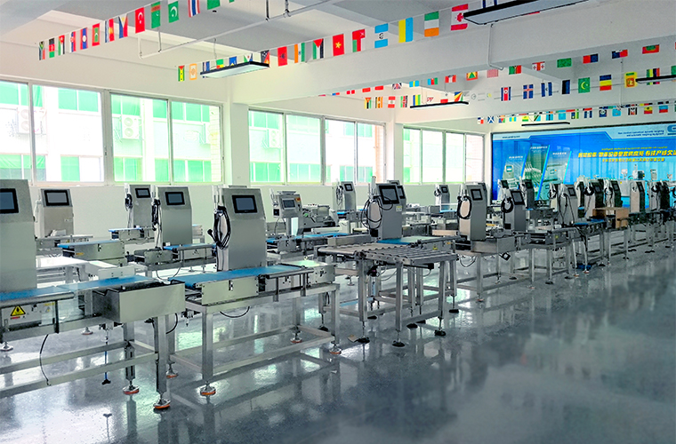 SameGram employees processing products