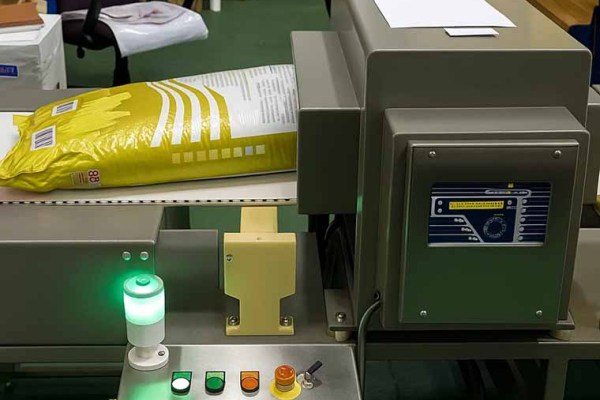Metal Detection in the Food Industry: Ensuring Safety and Compliance