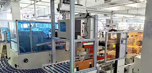 Automatic Label Applicator to Food and Beverage