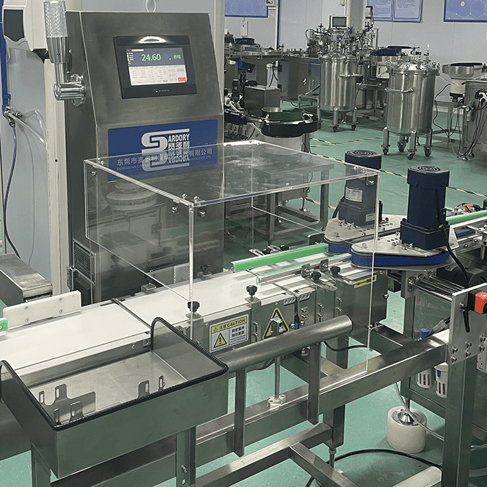 Workflow of a Dynamic Checkweigher in Nail Gel Bottle Production