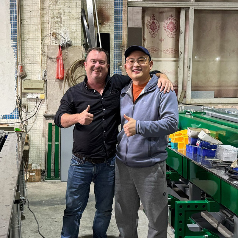 Australian customer visited Weissenberg to explore how to solve the problem of bending the wastewater tank cover