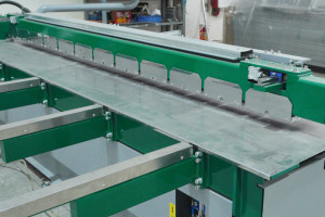 Top 5 des cintreuses de feuilles de plastique (PVC, PEHD et PP) (Guide d'achat 2025)