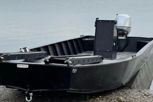 Pourquoi de plus en plus de constructeurs optent pour des bateaux en PEHD ? (Guide 2025)