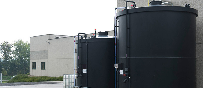 PP and PVDF thermoplastic tanks for environmental engineering applications