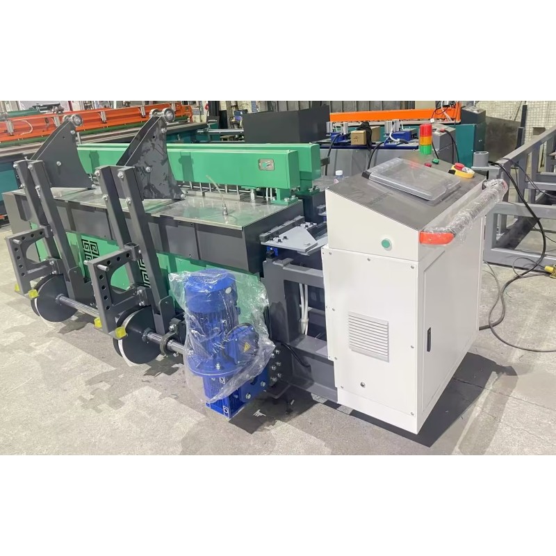 Soudeuse CNC pour plaques de plastique vs soudeuse manuelle : l’automatisation justifie-t-elle l’investissement ?