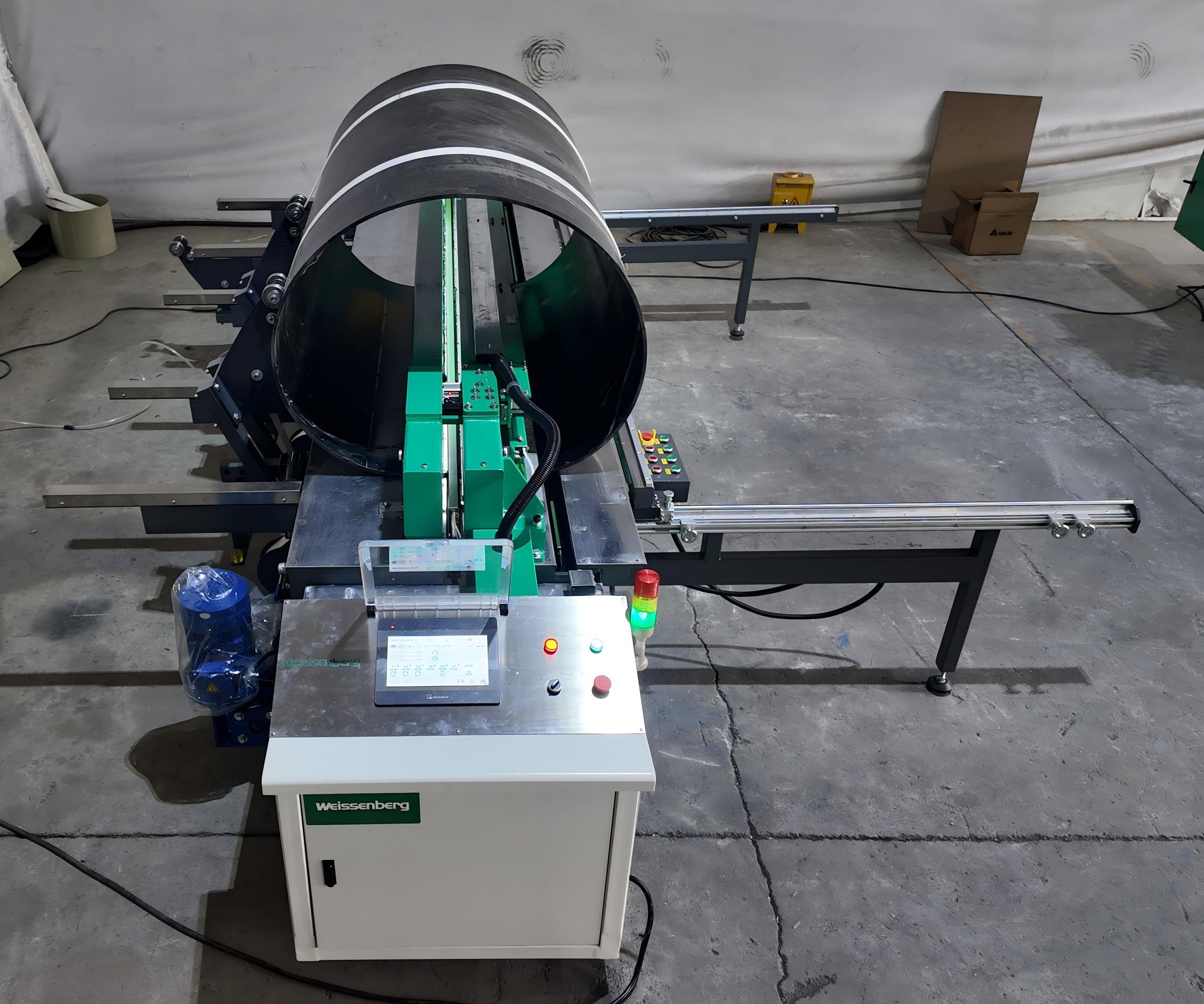Weissenberg WeiBond plastic sheet butt welder with controlled joining pressure for HDPE and PP panel seams