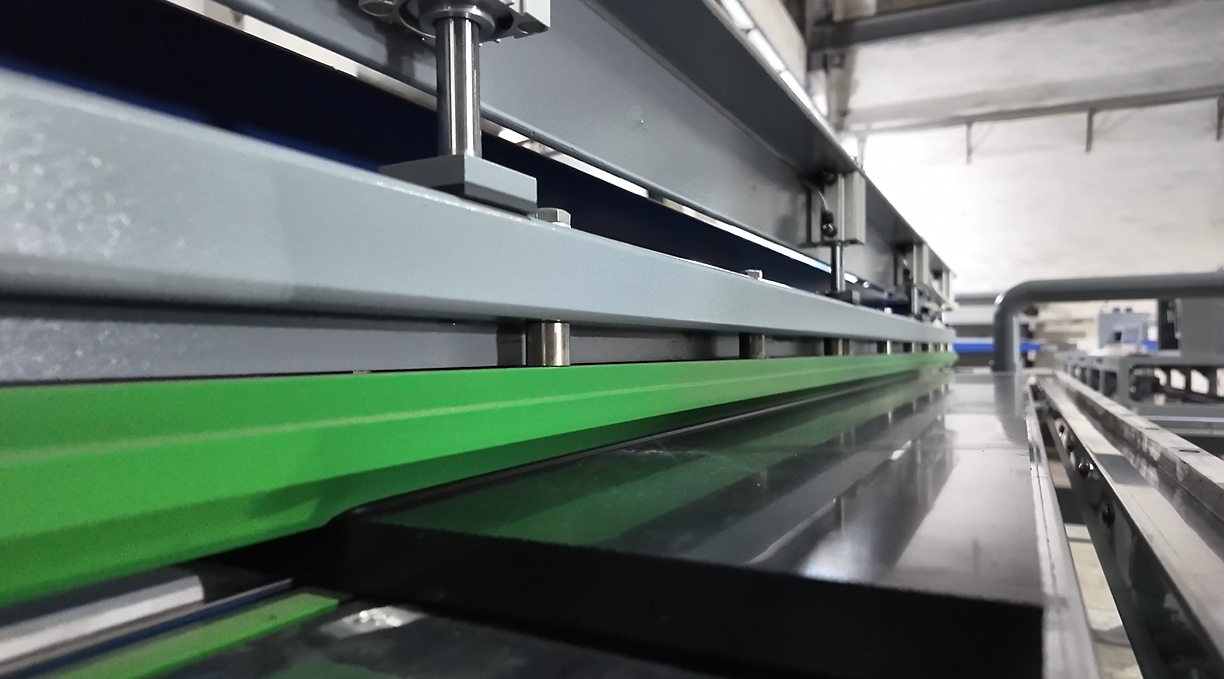 V-grooving process for thick HDPE sheet bending