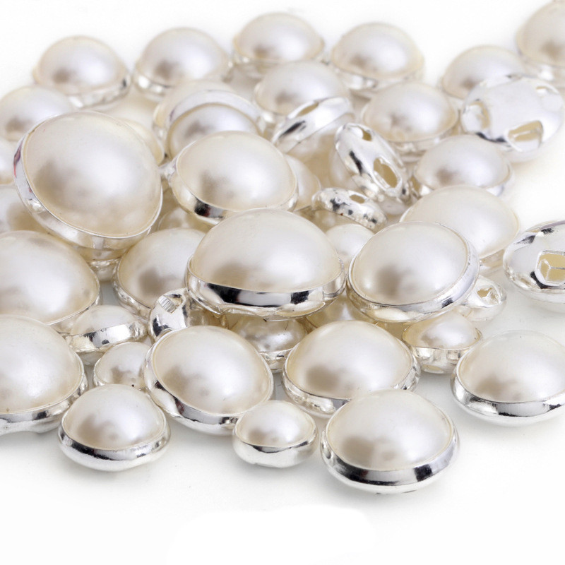 round Cross Buckle Claw Rhinestones 