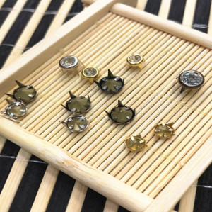 round 8 Claw Rhinestone | Clasp Drill Series Eight-Paw Base  | Customized rhinestones