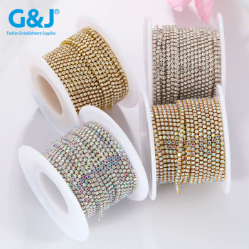 A row of Mesh Claw Rhinestones  | accessory claw stone | jewelry accessorie | sew on rhinestones