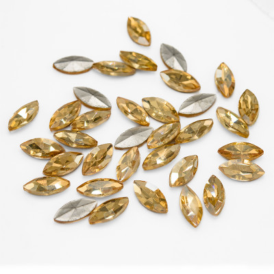 Pointed-bottom glass rhinestones hot-fix rhinestones |clear glass rhinestones | glass rhinestones | high quality glass rhinestones |