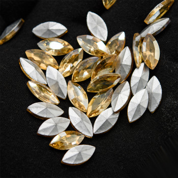 Pointed-bottom glass rhinestones hot-fix rhinestones |clear glass rhinestones | glass rhinestones | high quality glass rhinestones |