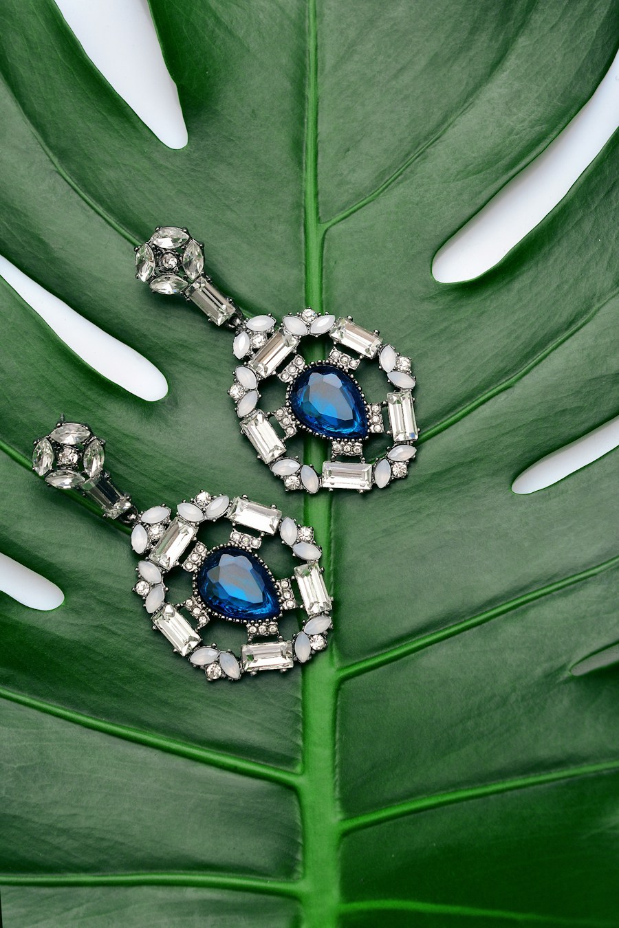 Earrings with marquise fancy glass stones