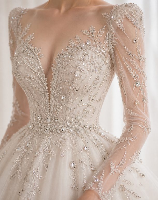 Claw rhinestones for garments