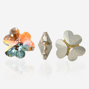 Heart  clover| K9 Glass, fancy stone | jewelry accessorie | crystal | rhinestone
